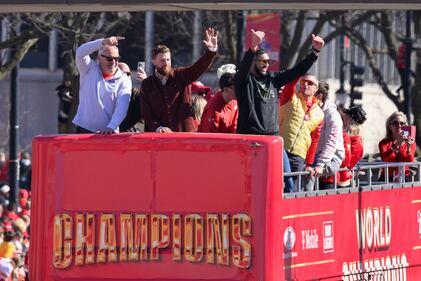 Chiefs parade