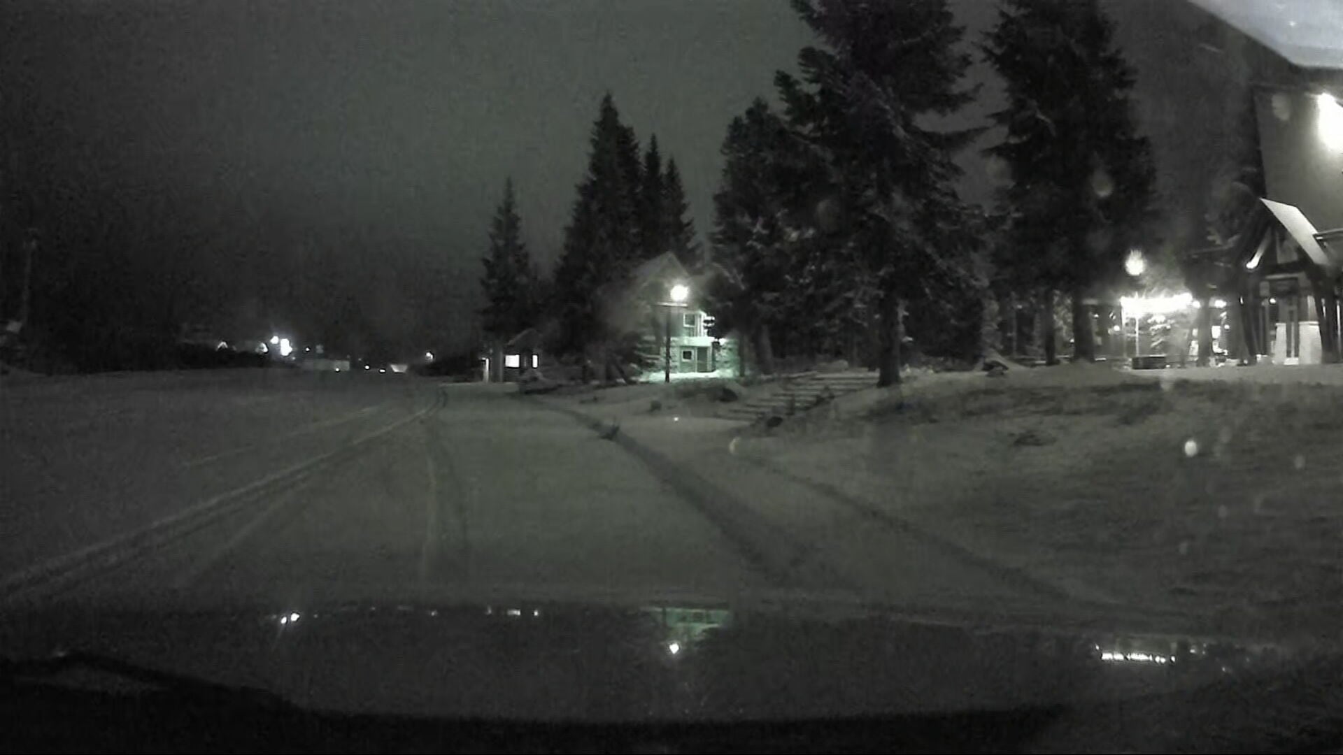 Snoqualmie Pass snow