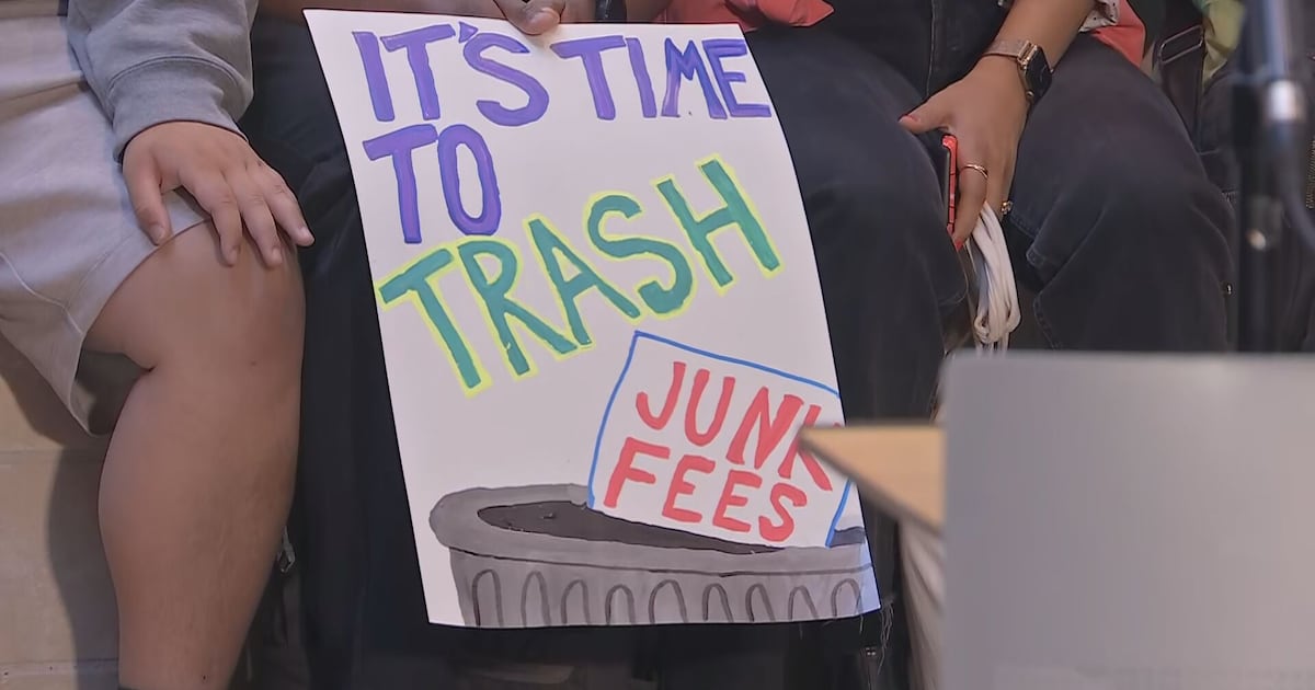 Seattle looking to eliminate hidden and junk fees for renters