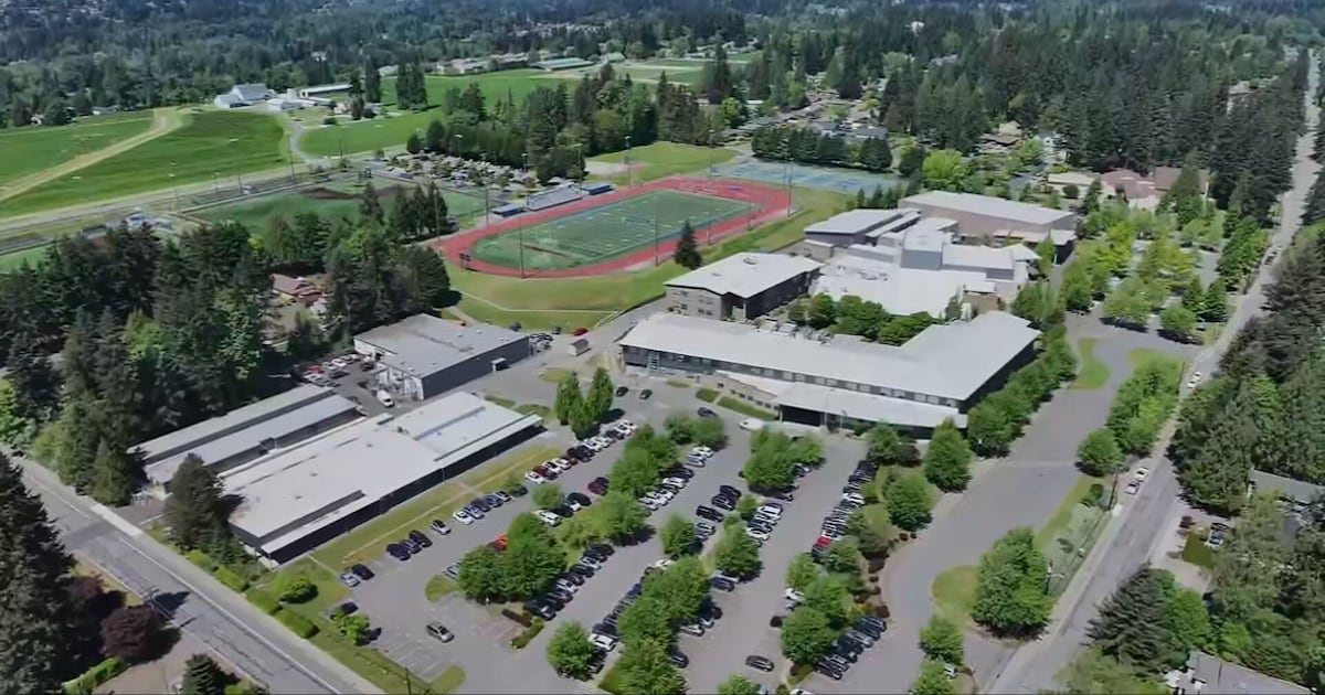 Bothell High School students fighting to keep school resource officer