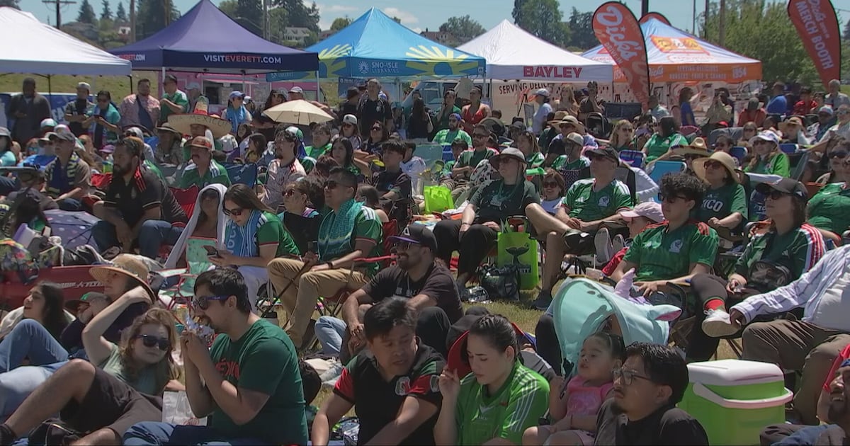 Over a thousand fans gather at Everett waterfront for kickoff of World Cup
