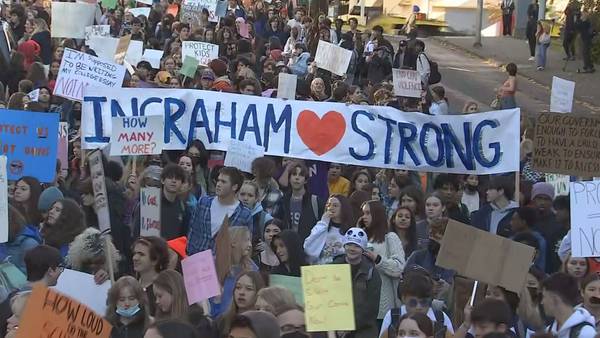 Students walk out in wake of Ingraham High School shooting