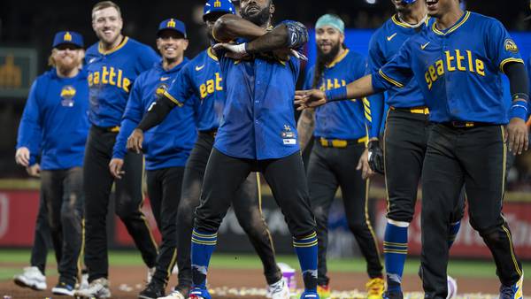 Randy Arozarena drives in winning run in 9th, Mariners beat Rangers 5-4