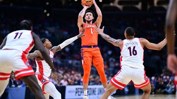 March Madness: Clemson shuts down Caleb Love, Arizona to reach first Elite Eight since 1980