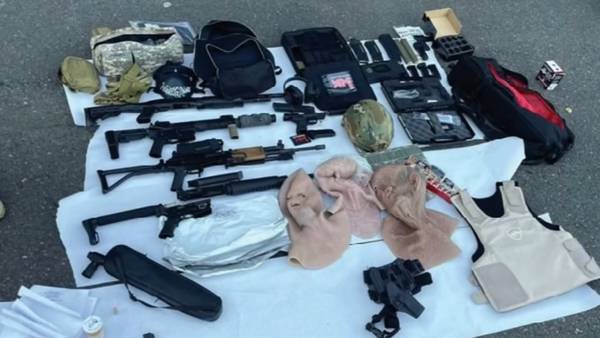 Pierce County man indicted after guns, explosives found in trunk at auto glass repair shop