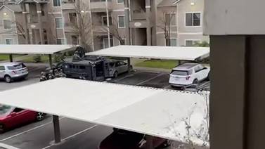 RAW: Barricaded subject at Puyallup apartment complex