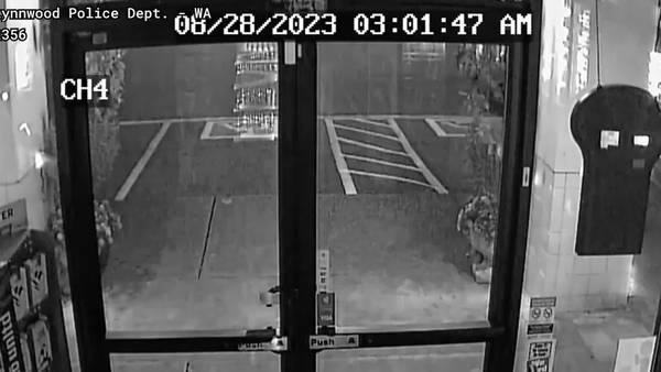 RAW: Lynnwood police release ATM theft video