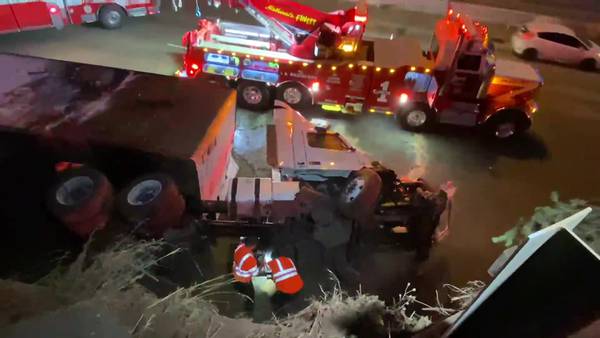RAW: Semi-truck crash on I-5 in Lakewood on 6/1/23
